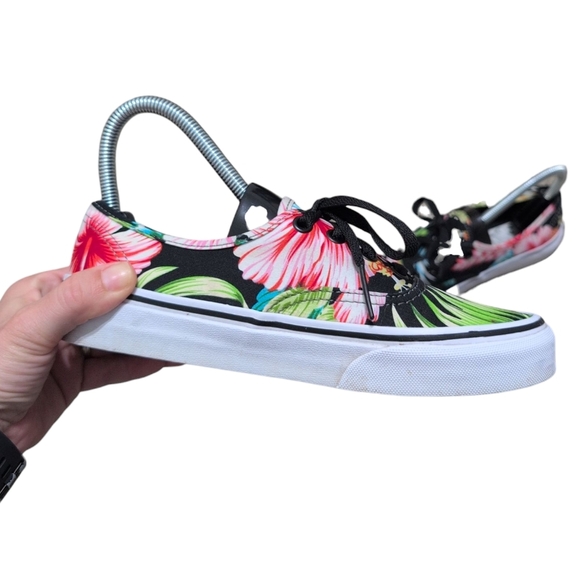 Floral Lowtop Vans Sk8 Sneakers Women's Size 6 - Picture 1 of 11